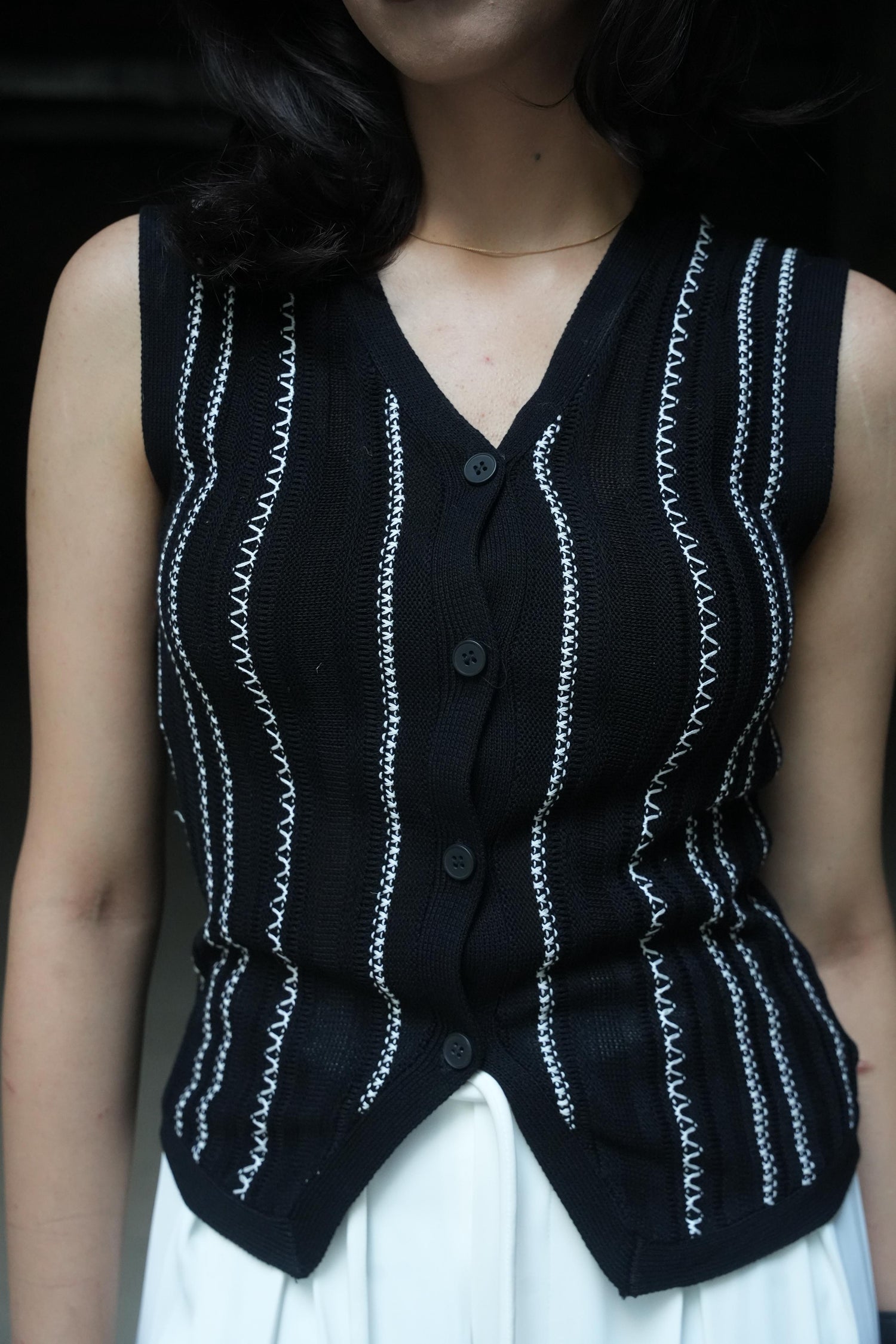 The Monochromatic Icon Top
