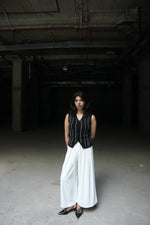 The Monochromatic Icon Top