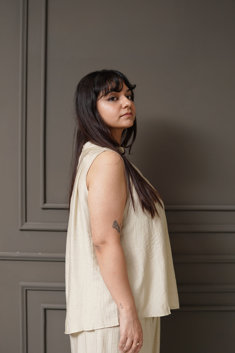 Off-White Sleeveless Pleated Top