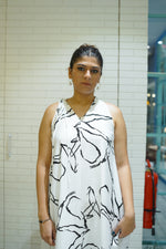 Nova Abstract Dress – Monochrome