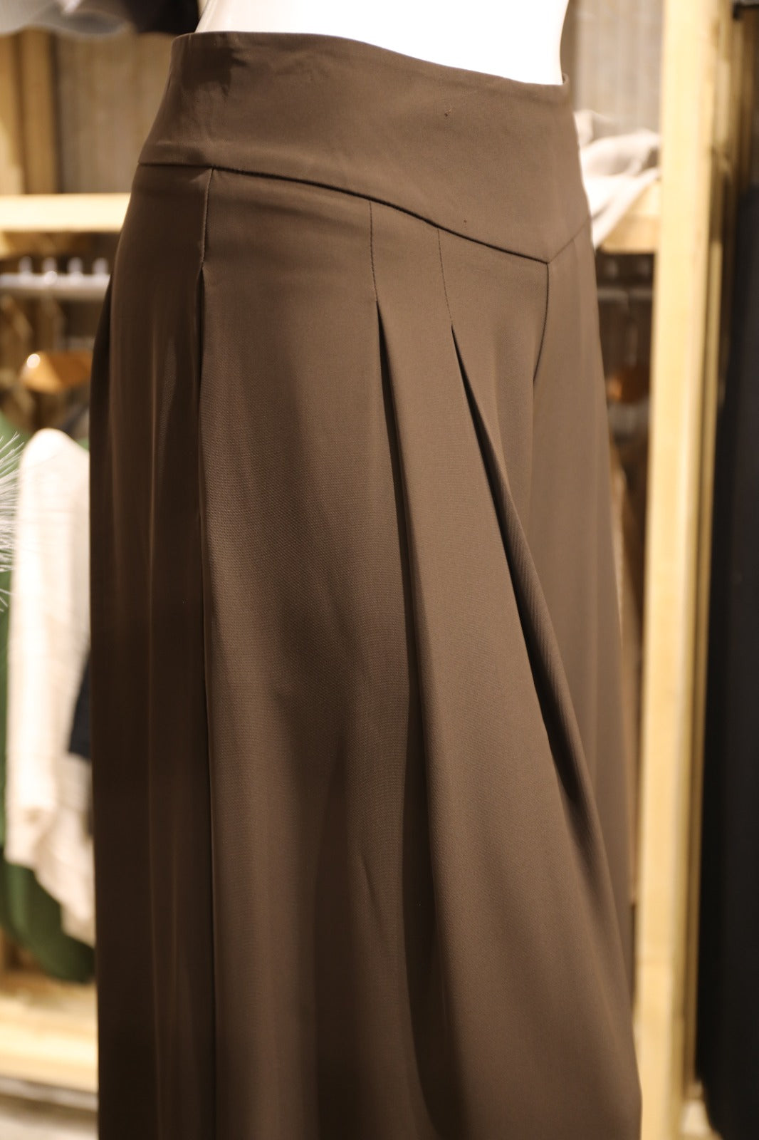 High-Waisted Pleated Wide-Leg Bottoms