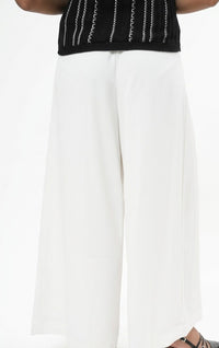 The Monochromatic Icon Co-Ord Set