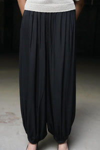 Women's Chic High-Waisted Black Balloon Bottom
